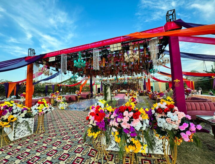dance floor, colored draping, floral decor, seating arrangements