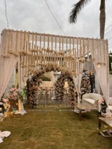 entrance decor, open air wedding, western theme, hanging