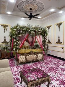 fresh flowers, red roses decor, executive masehri, wedding decorators