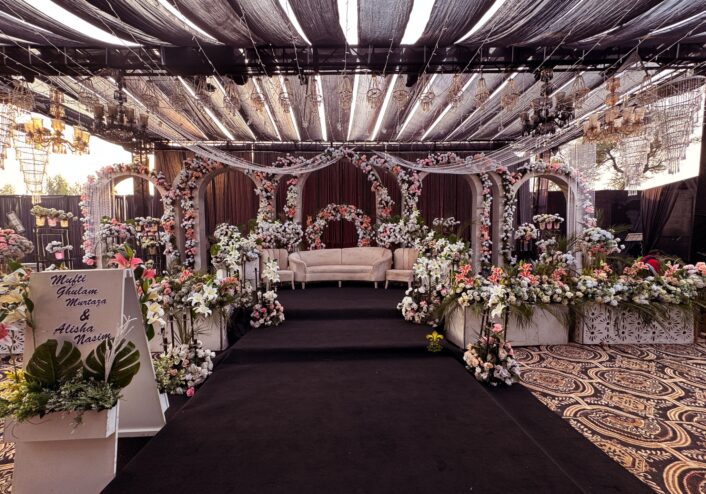 grand stage, walima floral stage decor, wedding management company, caterers
