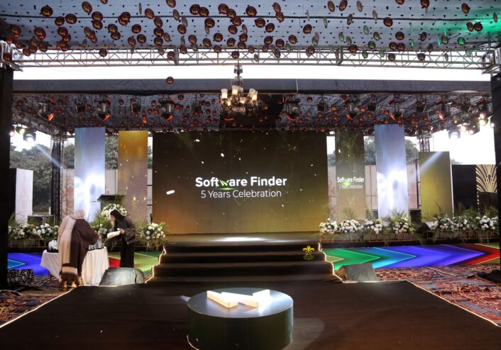 grand stage, corporate stage, smd screen backdrop, stage designers