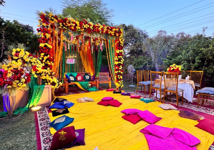 mayoun decor, dholki decor, wedding setup, intimate setup