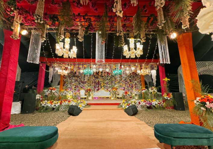 wedding stage, stage decor, stages designers, mehndi stage