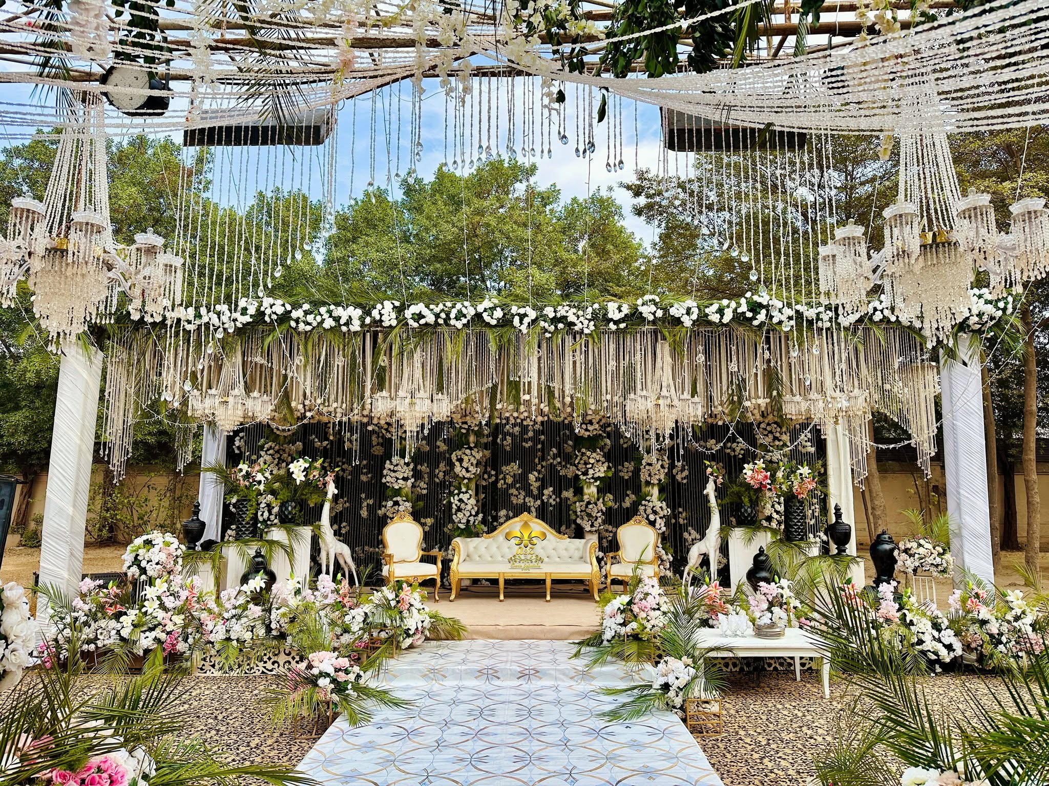 stages designers, reception stage, stage decor, wedding stage