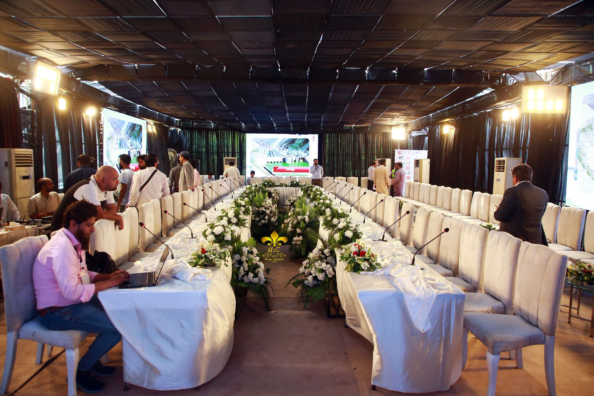 meeting setup, floral decor, open air event, events services