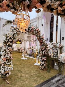 chandeliers, arches, event decor, daytime nikkah