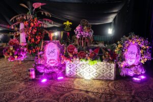 photo corner, entrance decor, themed lighting, customized props