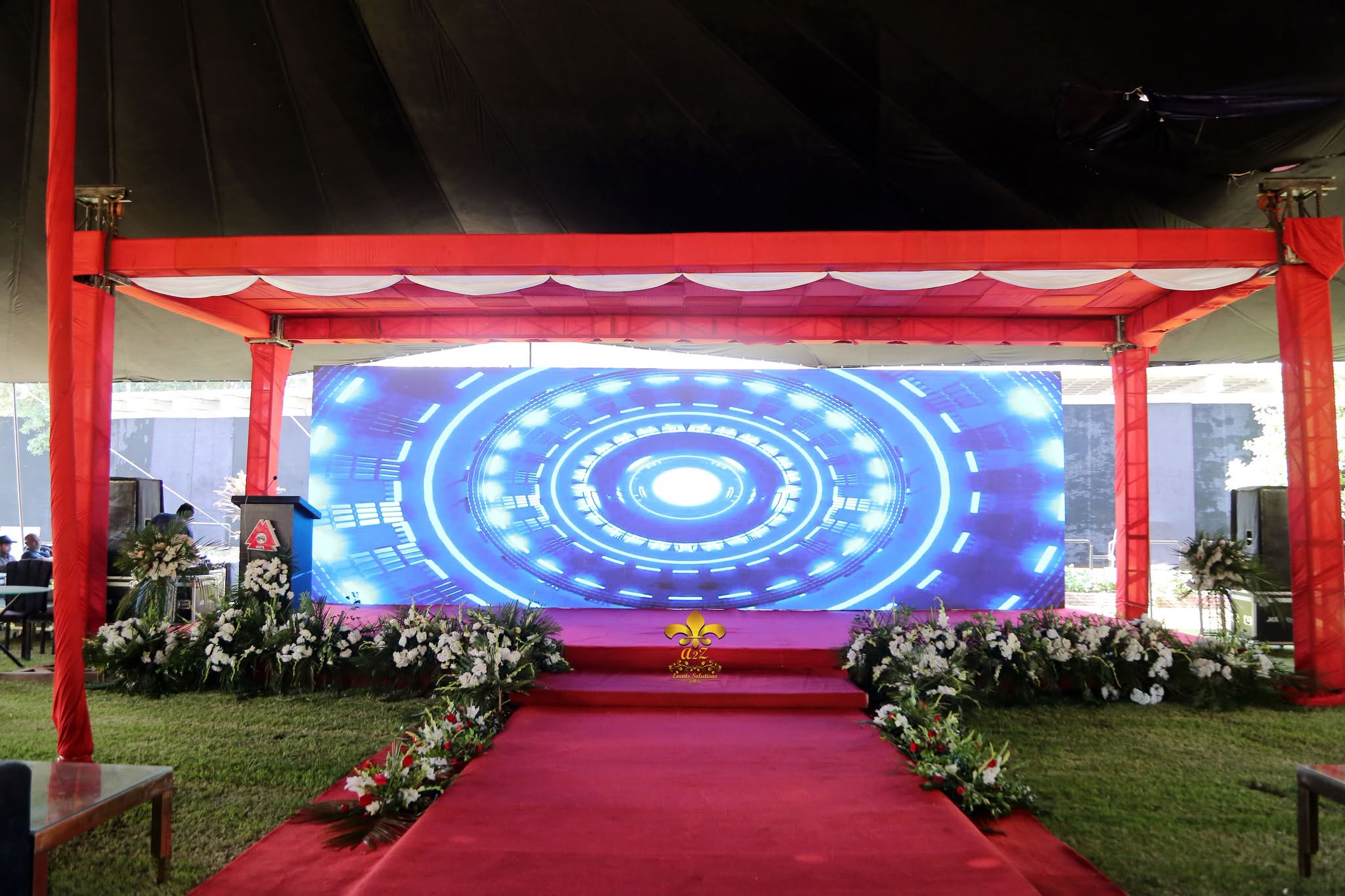 stage setup, indoor stage