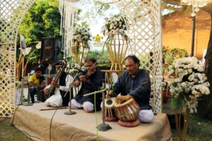 musical instrumental, live singing